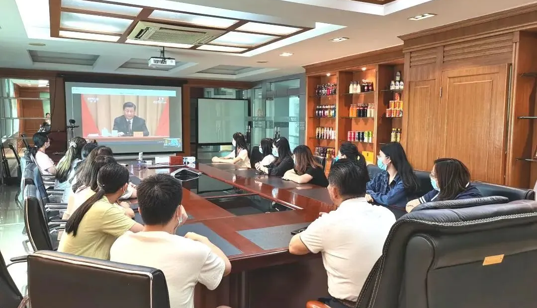 广东JNTY.COM江南团支部荣获“全国五四红旗团支部”称号